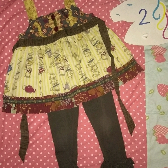 Matilda Jane size 2 knot top/outfit